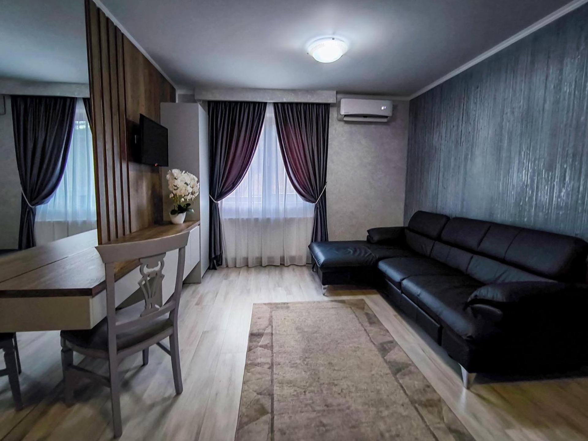 Hotel Dorobanti Iasi Ngoại thất bức ảnh
