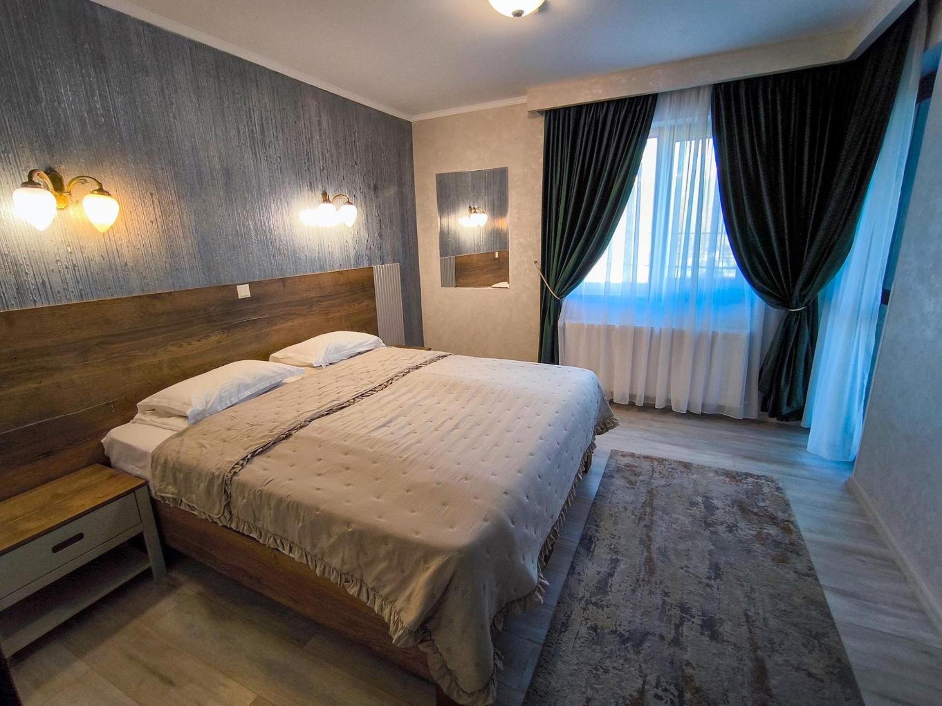 Hotel Dorobanti Iasi Ngoại thất bức ảnh