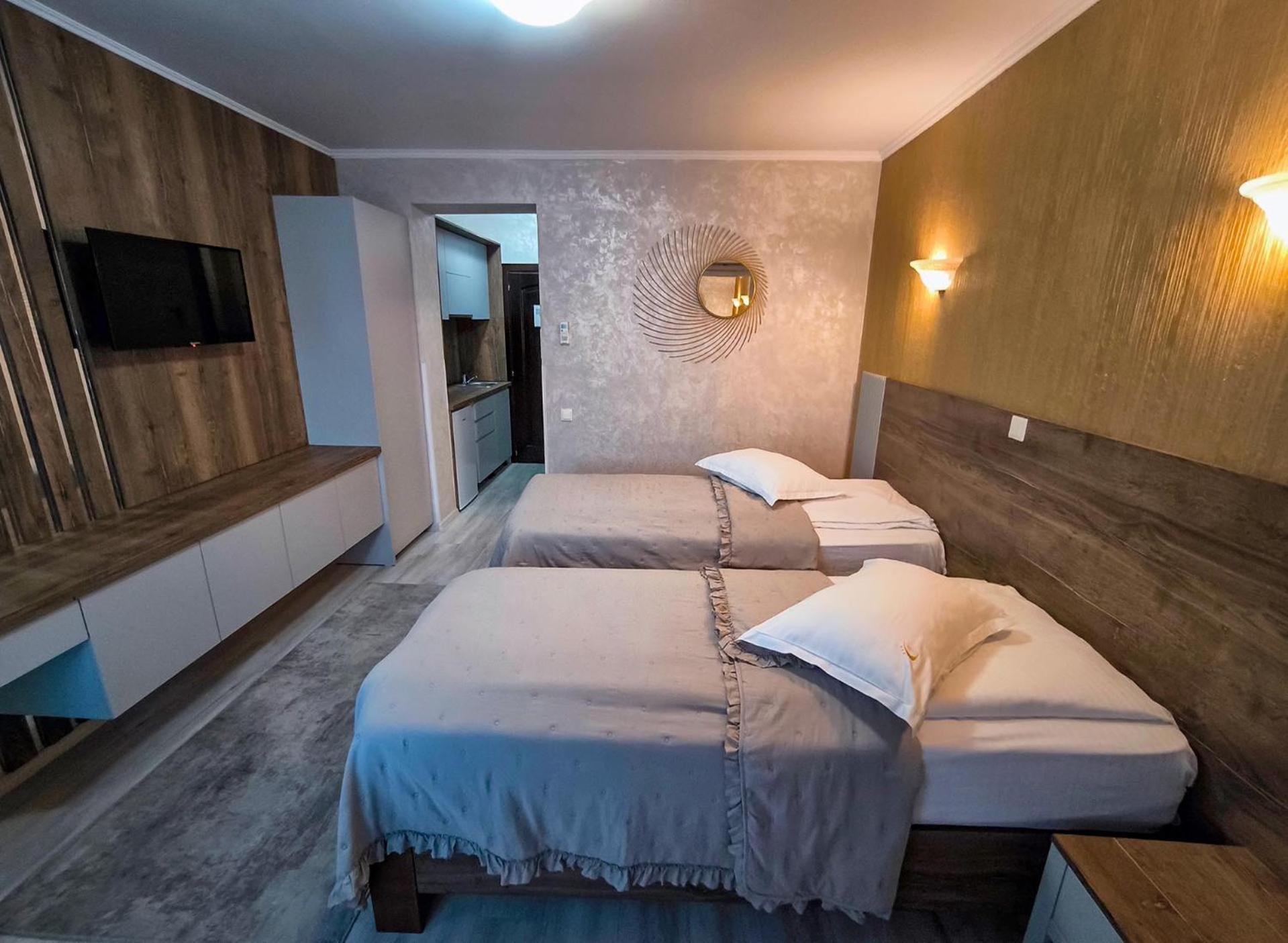 Hotel Dorobanti Iasi Ngoại thất bức ảnh
